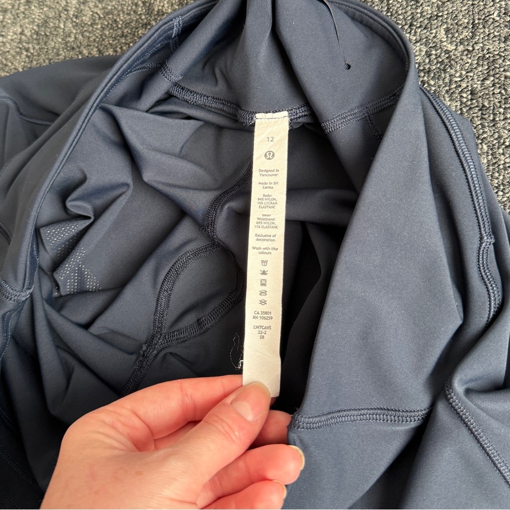 Lululemon Navy Blue Base Pace High Rise Shorts 6” Inseam Women’s Size 12 - Picture 7 of 15